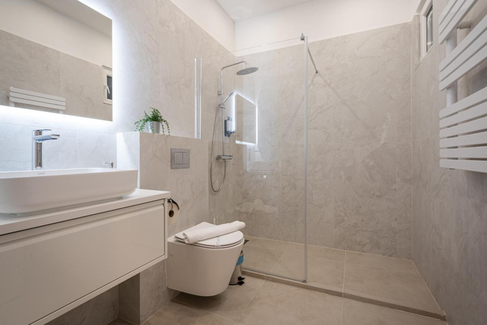 D54 Boutique Apartments Best Location By Bqa Budapest Eksteriør billede
